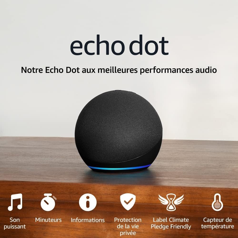 L’enceinte Echo Dot activée avec Alexa, en train de répondre à une commande vocale.