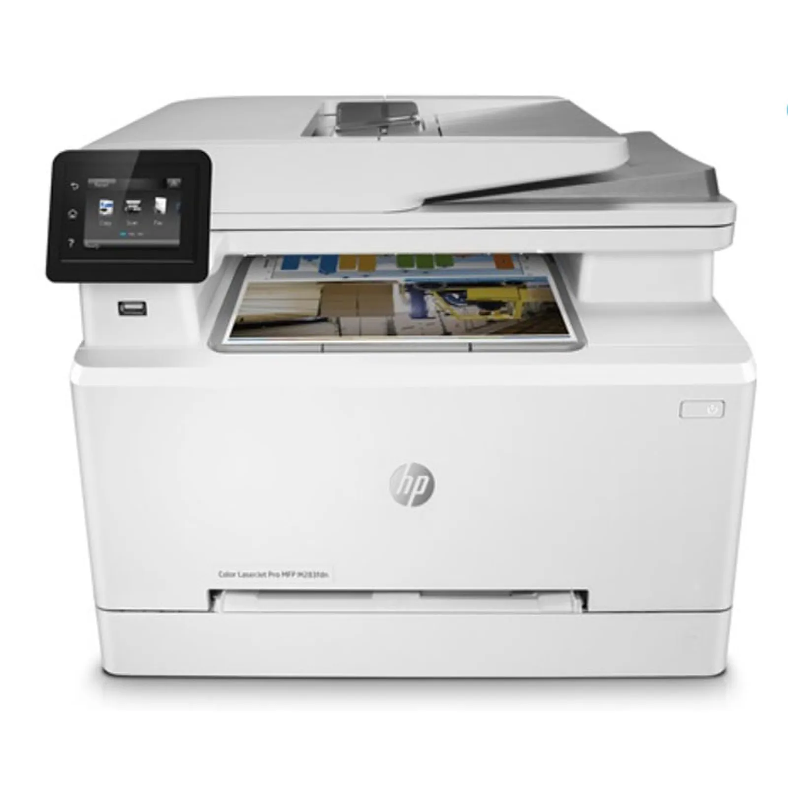 Imprimante HP M283fdn - Laser couleur avec duplex automatique HP Imprimante laser couleur M283fdn avec connectivité Ethernet et USB 2.0, affichée dans un environnement de bureau moderne.