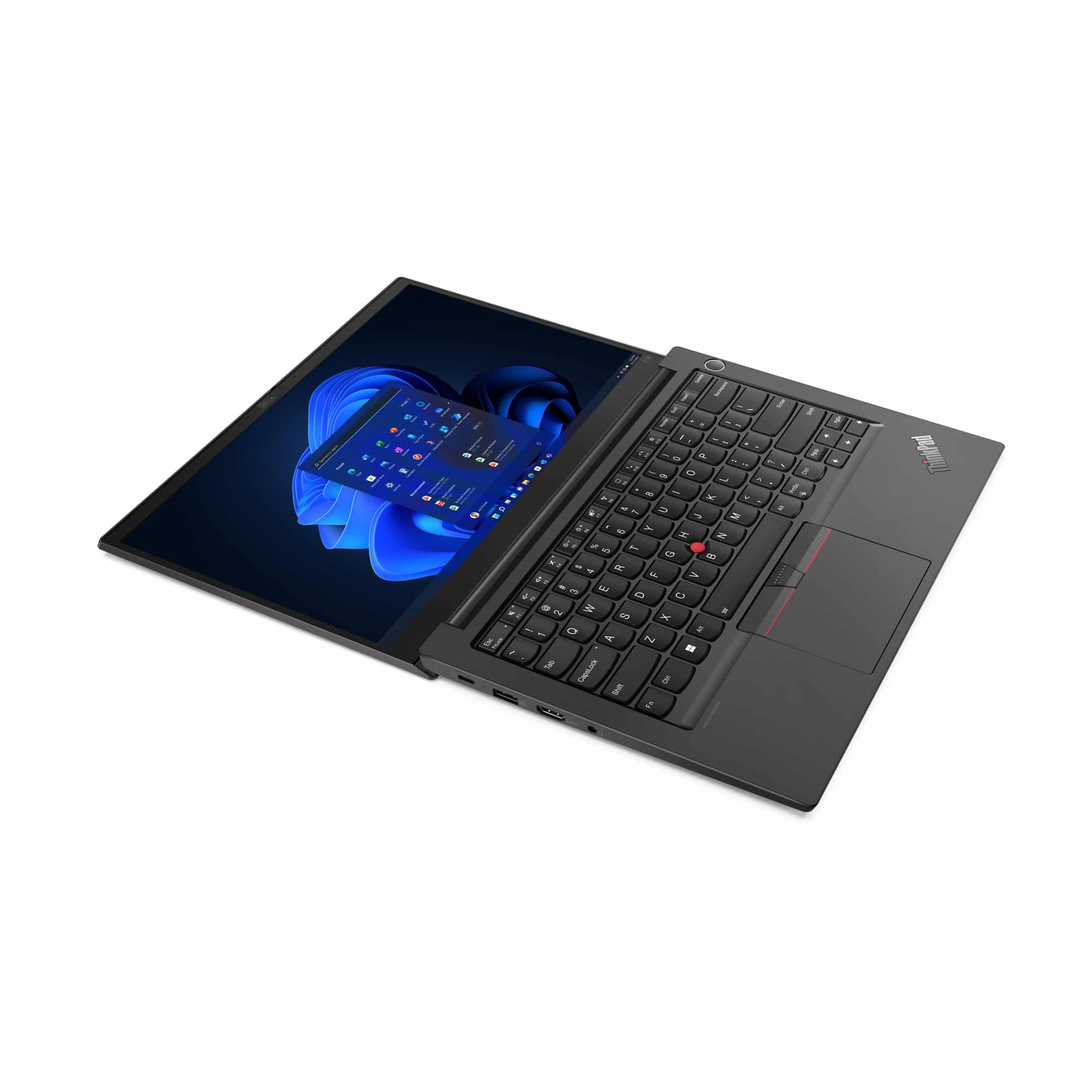 Lenovo ThinkPad E14 Gen 5 fermé, mettant en valeur son design mince et professionnel.