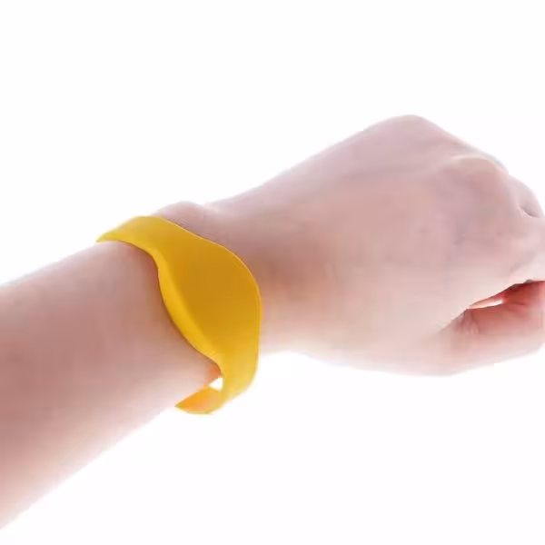 Optez pour un Bracelet RFID Silicone Personnalisé pour un Accès Sans Contact