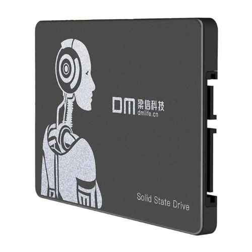 SSD DM F5 POWER PLUS 512 Go en gros plan, affichant le design élégant et le logo.