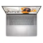 Clavier rétroéclairé du Dell Inspiron 16 5620, idéal pour travailler dans l’obscurité.