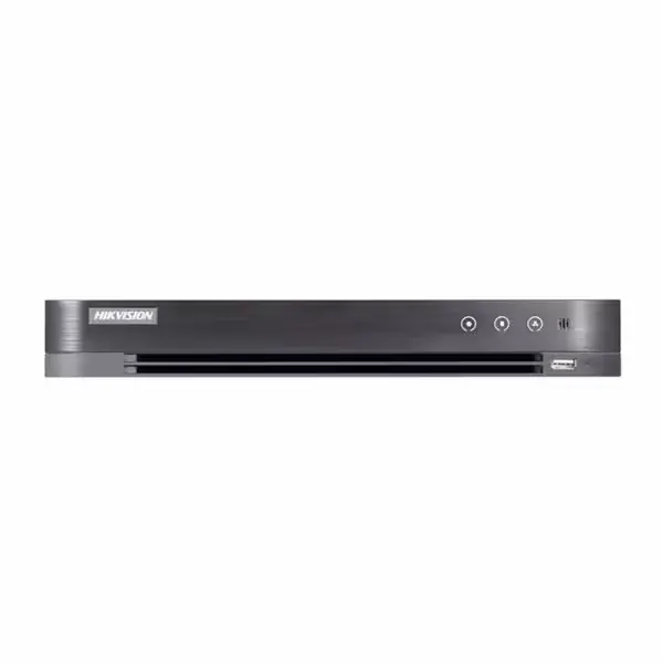 DVR HKVISION DS-7204HTHI-K1 4K vue avant avec câbles connectés