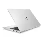 Vue latérale du HP EliteBook 830 G7 mettant en avant sa finesse et ses ports