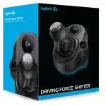 Levier de vitesse Logitech Driving Force avec finition cuir et structure en acier.