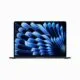 Vue de face du MacBook Air M3 2024 avec écran Retina vibrant.