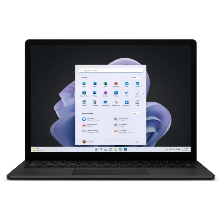 Microsoft Surface Laptop 5 ouvert, affichant un écran tactile lumineux.