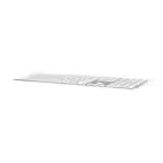 Apple Magic Keyboard connecté à un Mac, vue de dessus.