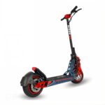 Moteur 1000W vu de l’arrière de la trottinette
