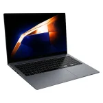 Clavier du Samsung Galaxy Book 4 avec une disposition ergonomique