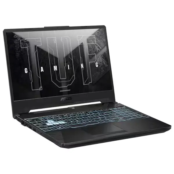Écran 15,6 pouces Full HD 144Hz du ASUS TUF Gaming F15 affichant un jeu en haute fluidité