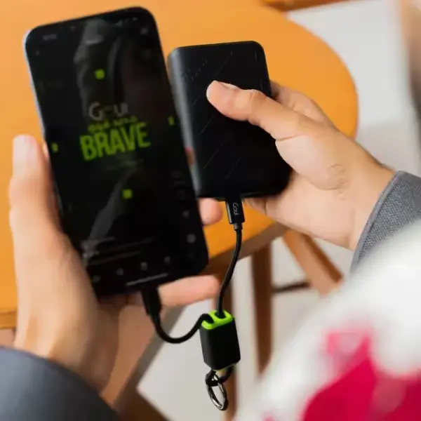 Power Bank Goui Brave 10000 mAh – design élégant noir, vue de face