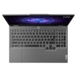 Vue latérale du Lenovo LOQ 15ARP9 montrant ses ports et finesse