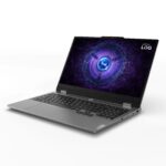 Logo Lenovo sur le capot du LOQ 15ARP9 avec finition texturée