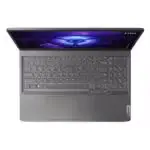 Profil latéral montrant la finesse du Lenovo LOQ 15 IRH8