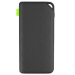 Vue de face du Goui Brave Power Bank posé sur une table en bois clair