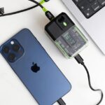 Écran numérique du Titan 65 montrant le niveau de charge