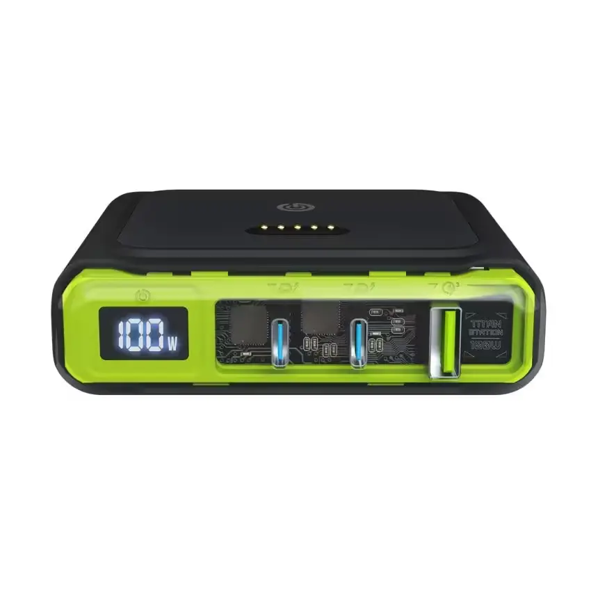 Chargeur de bureau Titan Station 100W avec 3 ports USB-C et Type-A, câble inclus.