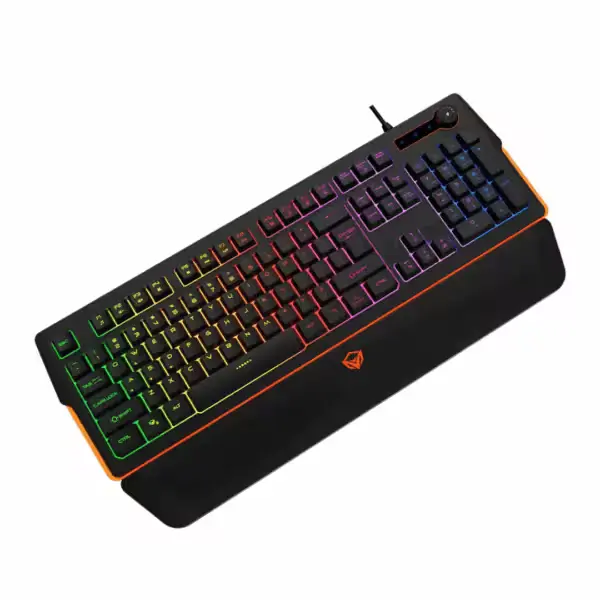 Clavier MK9520 en utilisation sur un bureau gaming