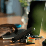 Détail du port USB-C du Goui BEND