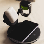 Goui DOCK-Y avec Apple Watch connectée