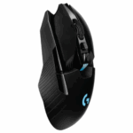 Logitech G903 en pleine utilisation gaming