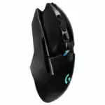 Logitech G903 en pleine utilisation gaming