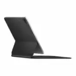 Vue latérale du Magic Keyboard avec inclinaison réglable